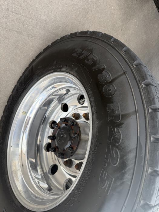 2021 Peterbilt 579-8