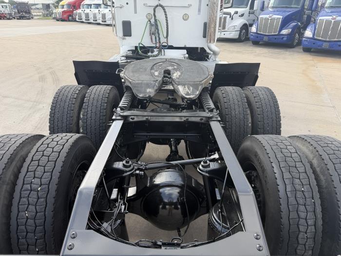 2021 Peterbilt 579-12
