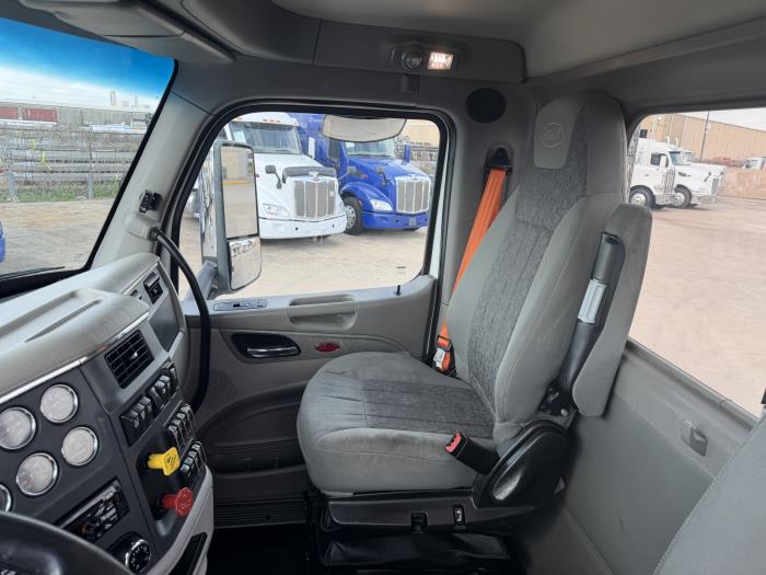 2021 Peterbilt 579-24