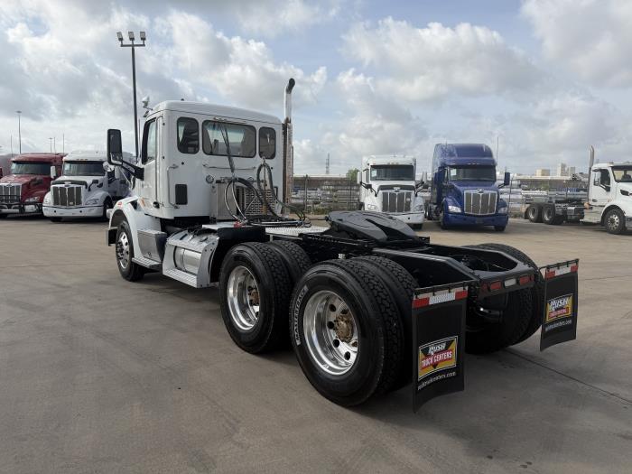 2020 Peterbilt 567-2