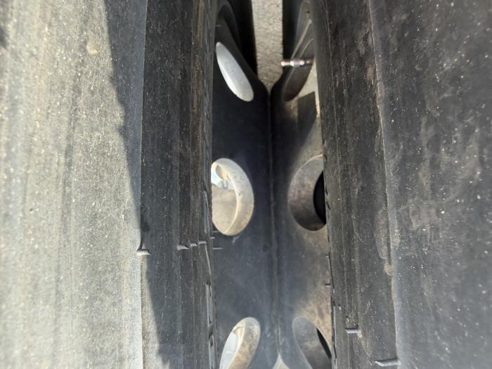 2020 Peterbilt 579-9