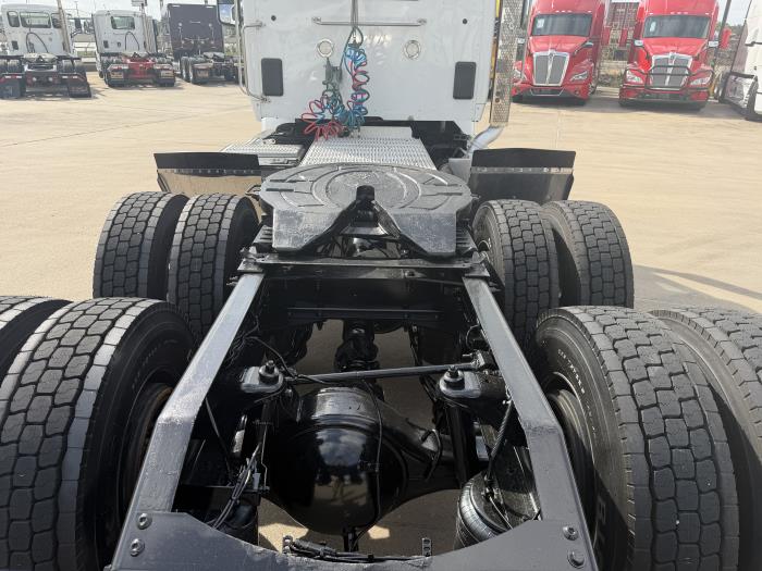 2020 Peterbilt 579-12