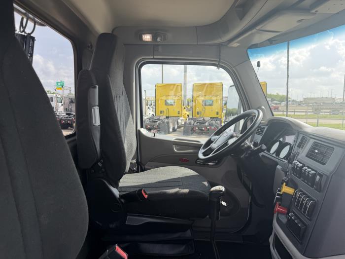 2020 Peterbilt 579-21