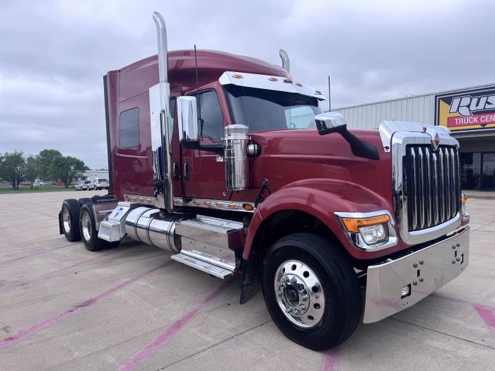 2022 International HX520-3