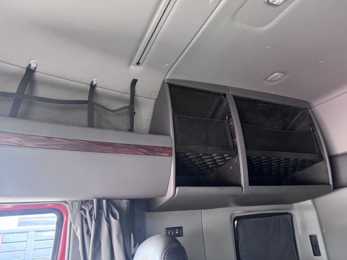 2022 International HX520-6