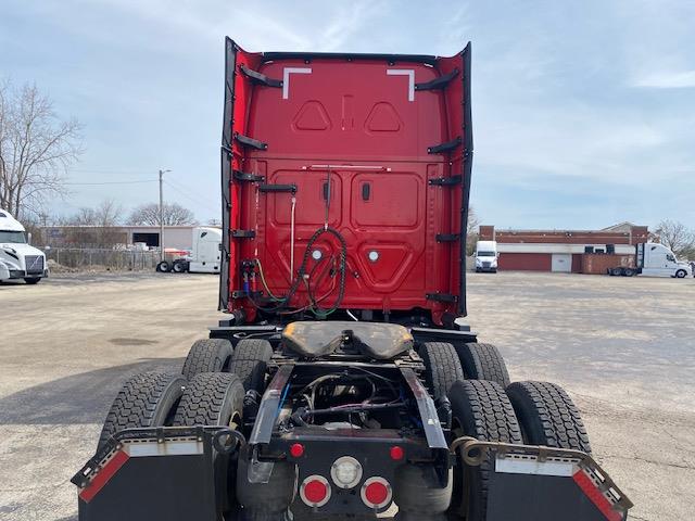 2023 Freightliner Cascadia-3