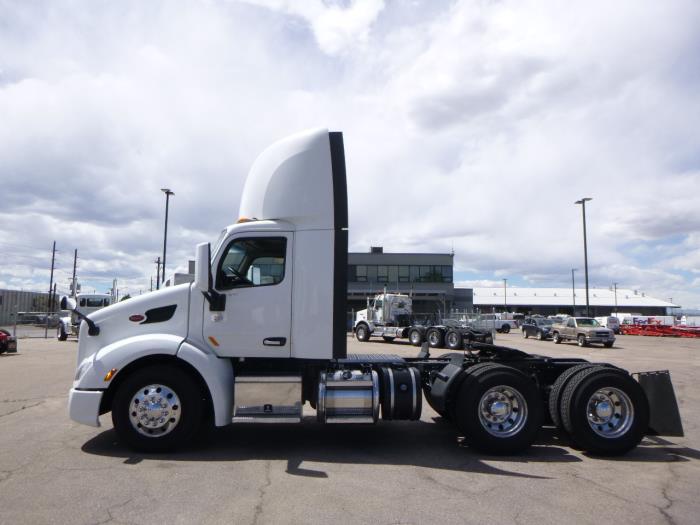 2020 Peterbilt 579-1