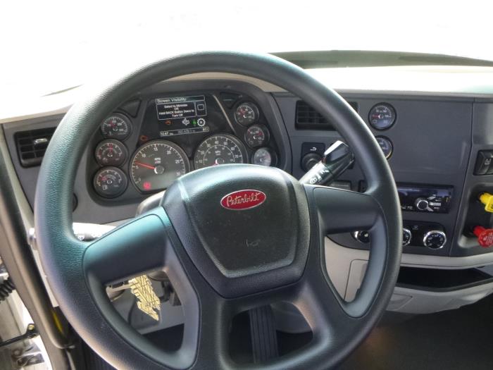 2020 Peterbilt 579-12