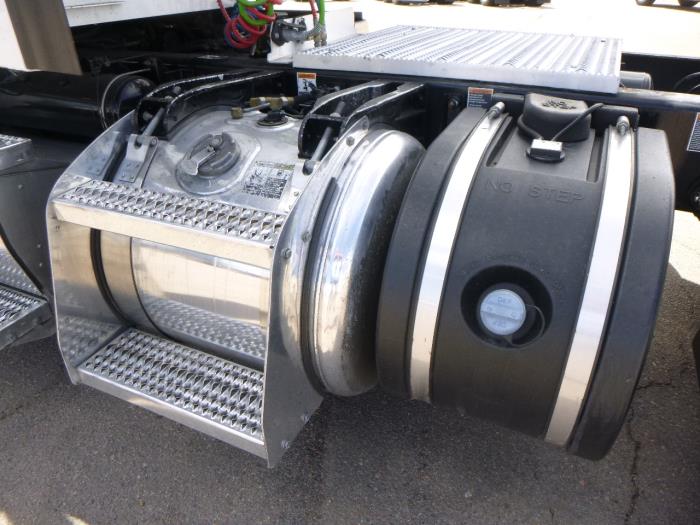 2020 Peterbilt 579-19