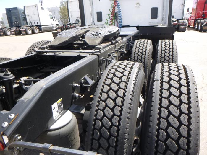 2020 Peterbilt 579-23