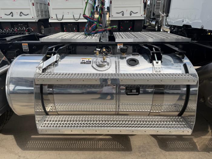 2027 Peterbilt 567-9