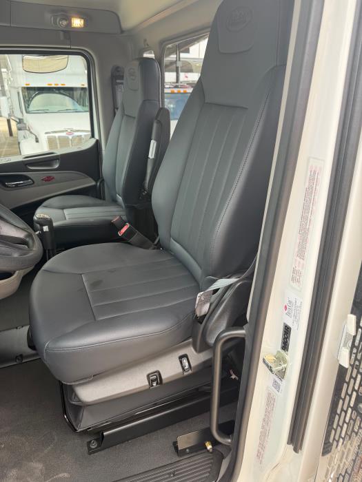 2027 Peterbilt 567-11