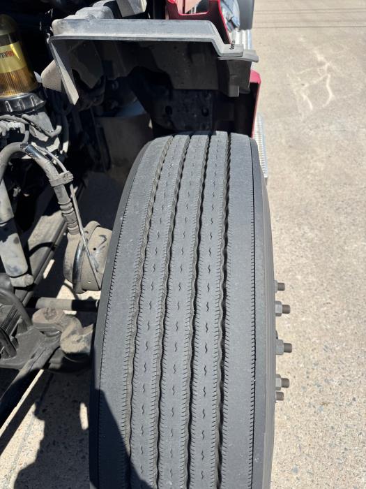 2022 Peterbilt 579-9