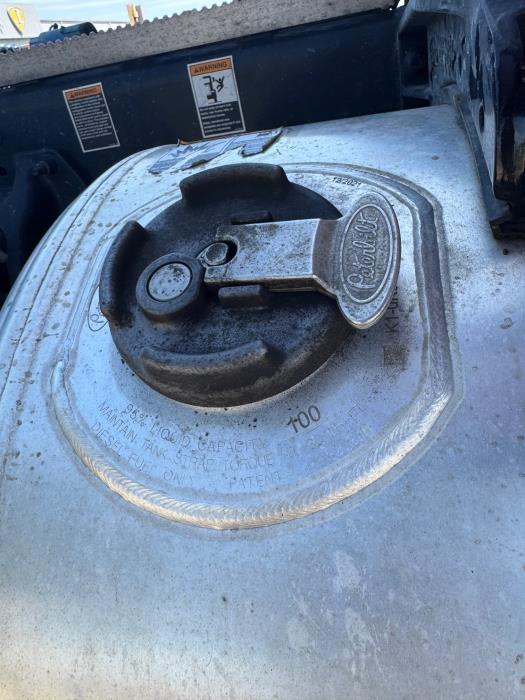 2022 Peterbilt 579-15