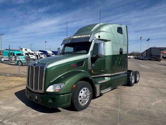 2021 Peterbilt 579-1