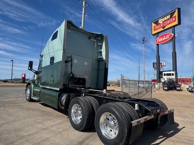 2021 Peterbilt 579-3