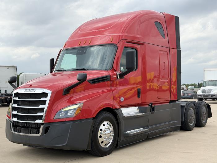 2023 Freightliner Cascadia-0