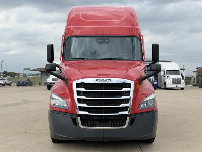 2023 Freightliner Cascadia-1