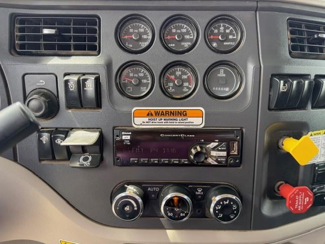 2019 Peterbilt 567-27