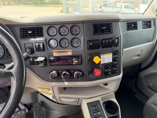 2019 Peterbilt 567-29