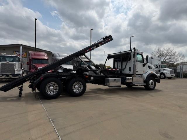 2019 Peterbilt 567-38