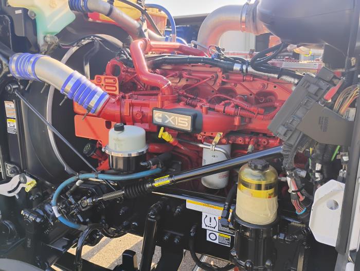 2022 Peterbilt 389-8