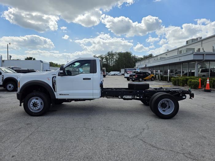 2026 Ford F-600-8