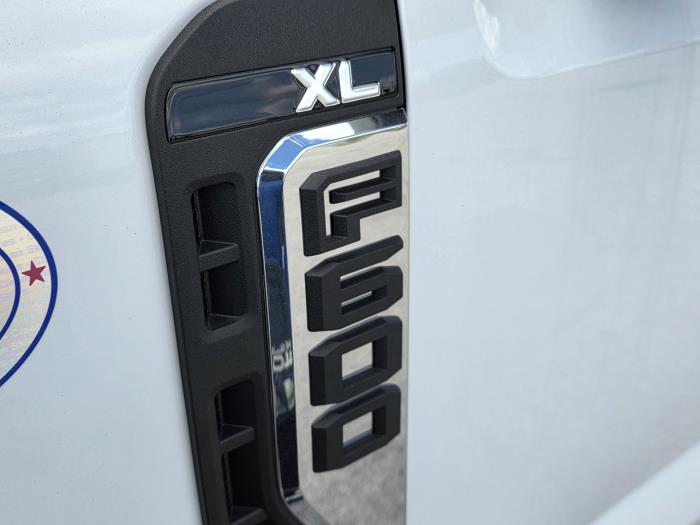 2026 Ford F-600-13