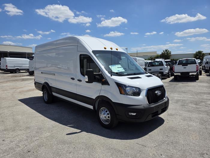 2026 Ford Transit 350 HD-3