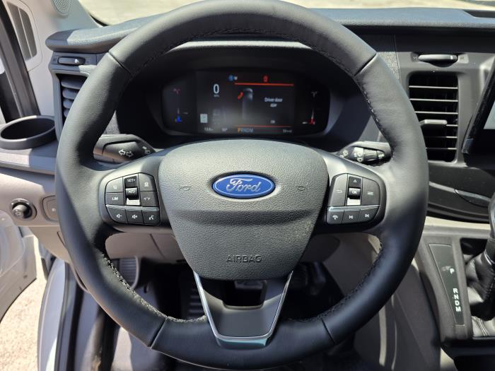 2026 Ford Transit 350 HD-22