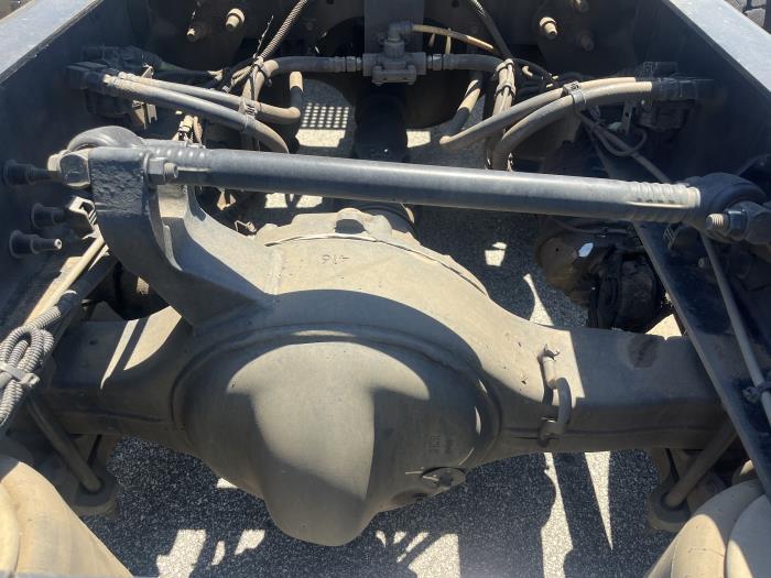 2020 International LT625-10