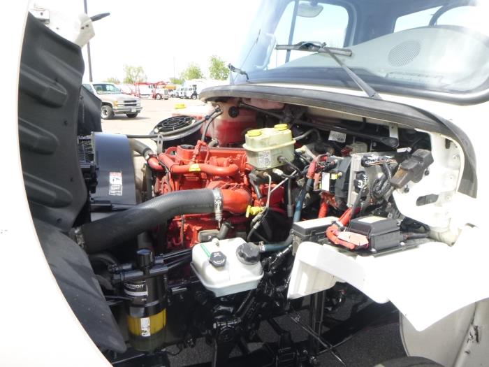 2019 Freightliner Business Class M2 106-8