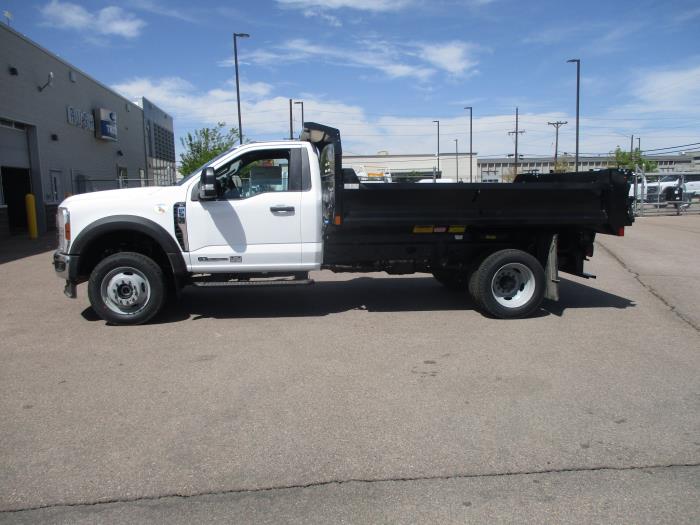 2026 Ford F-550-2
