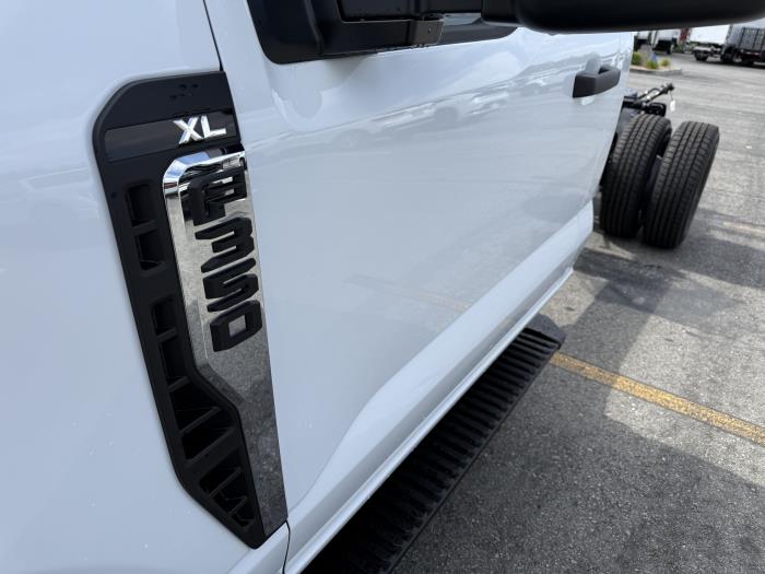 2026 Ford F-350-7