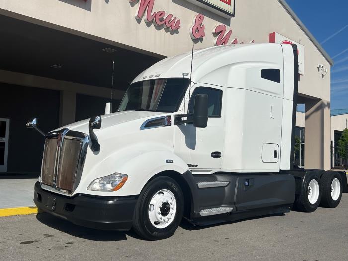 2022 Kenworth T680-0