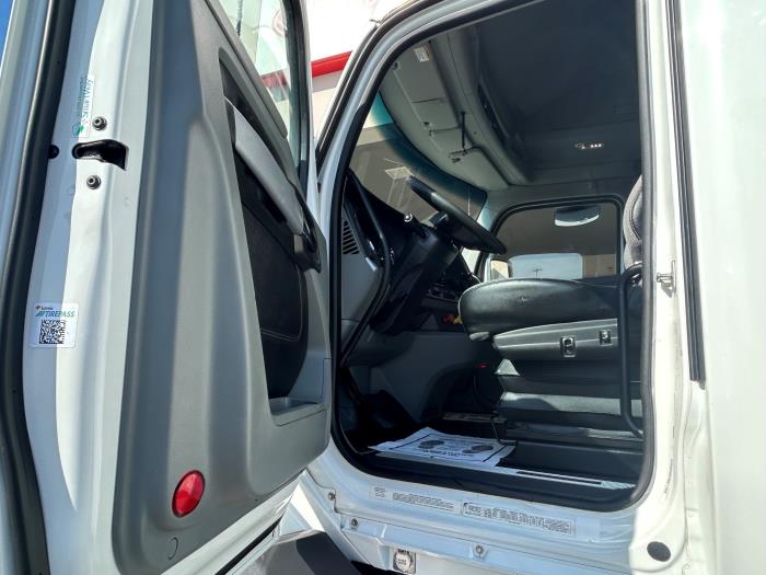 2022 Kenworth T680-1