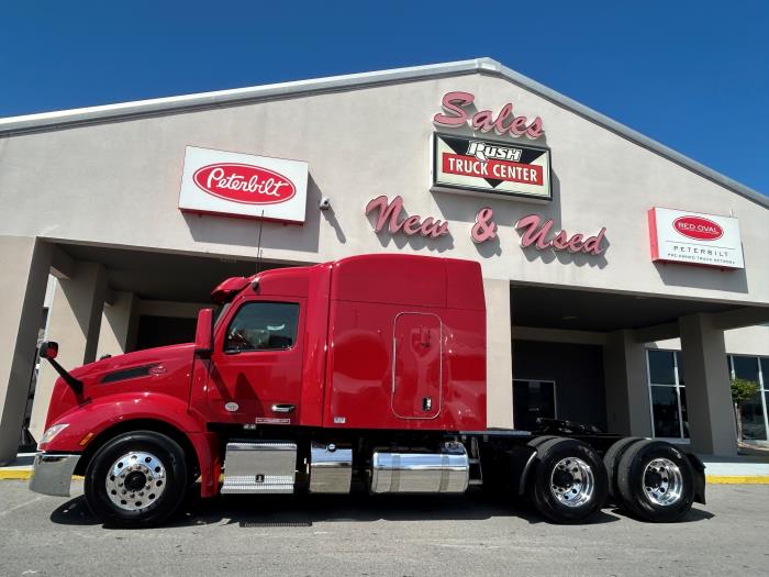 2022 Peterbilt 579-9