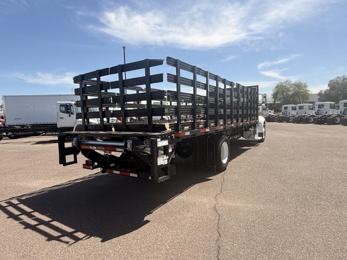 2019 Peterbilt 330-6