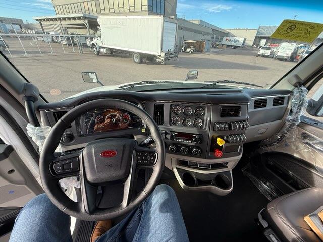2026 Peterbilt 579-4