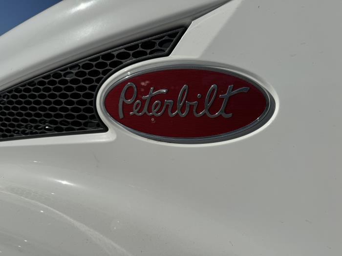 2025 Peterbilt 536-2