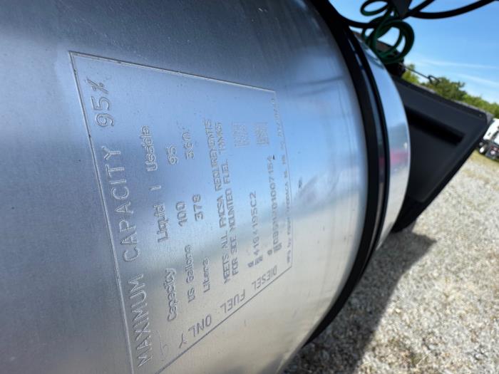 2021 International LT625-8