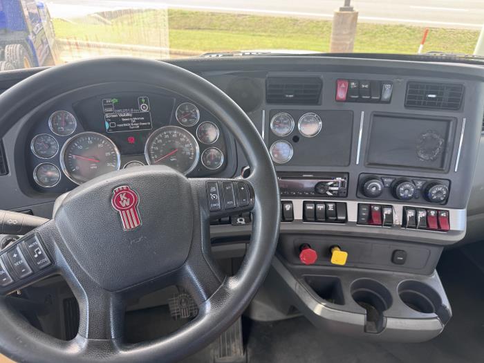 2020 Kenworth T880-7