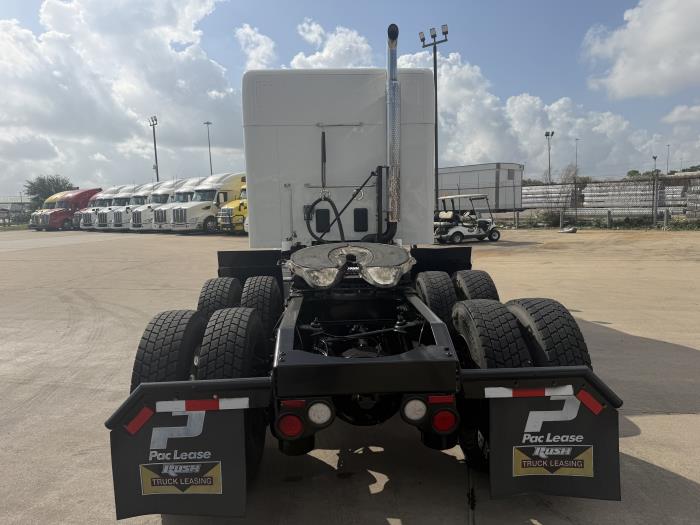 2021 Peterbilt 579-3
