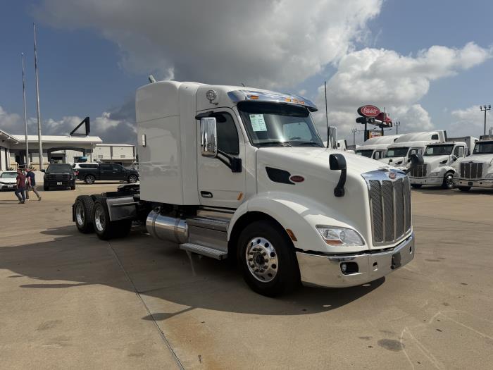2021 Peterbilt 579-6