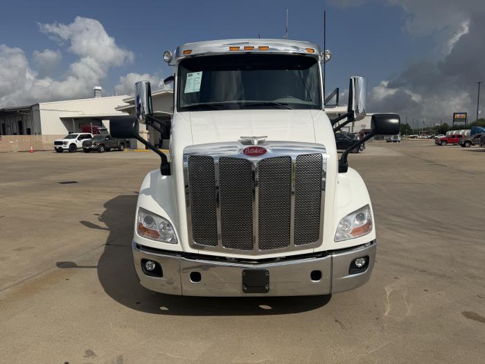 2021 Peterbilt 579-7