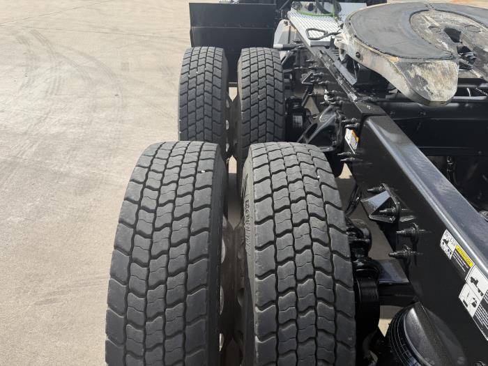 2021 Peterbilt 579-11