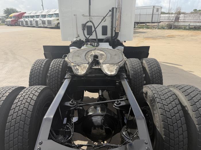 2021 Peterbilt 579-12