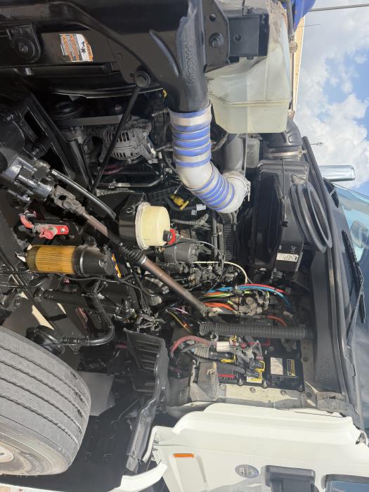 2021 Peterbilt 579-15