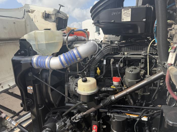 2021 Peterbilt 579-16