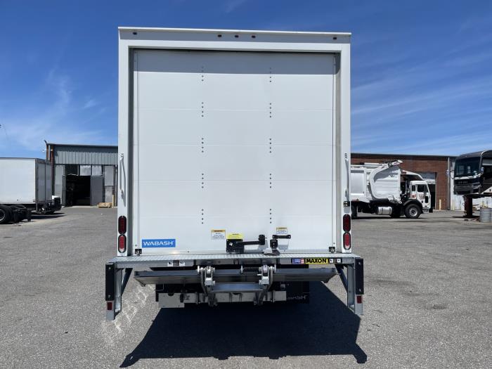 2026 Isuzu NPR - image 3